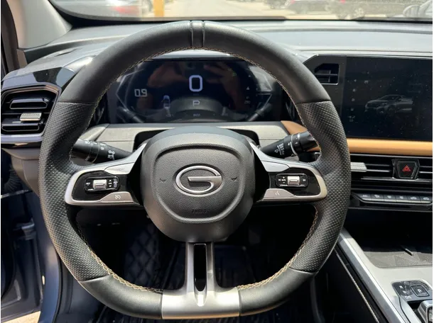 Car image 21
