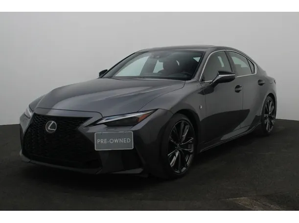 2024 لكزس IS350 في دبي