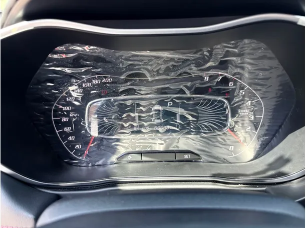 Car image 25