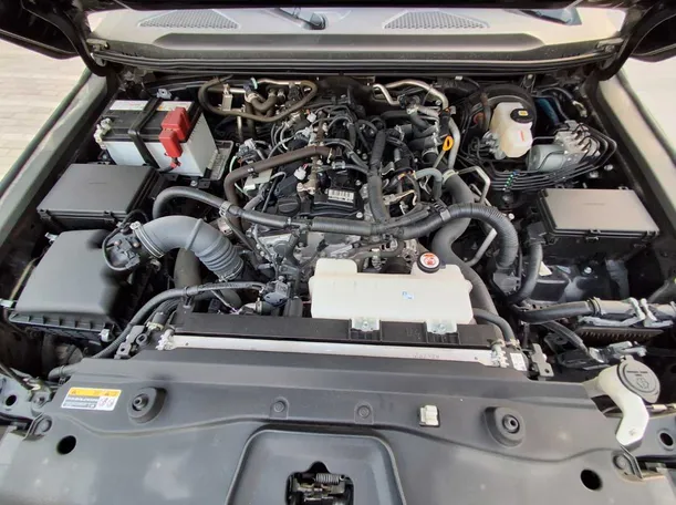 Car image 22