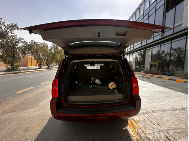 Car image 23