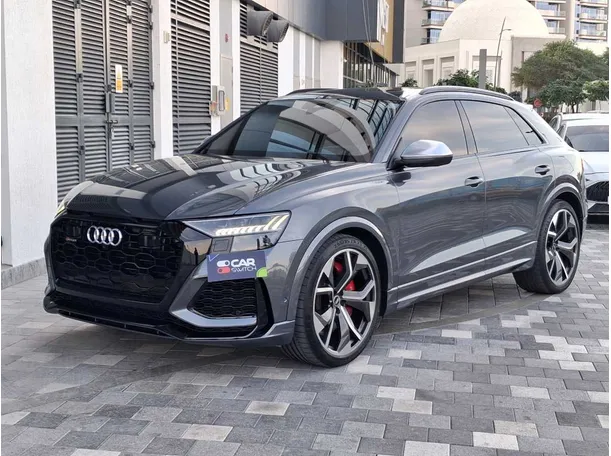 2021 أودي RSQ8 في الإمارات