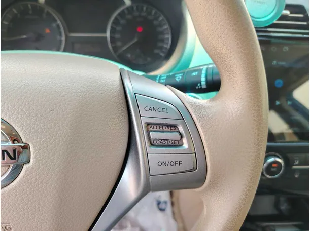 Car image 37