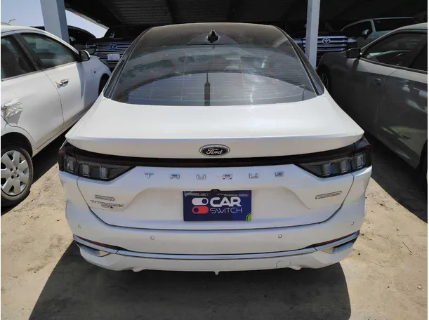 Car image 6