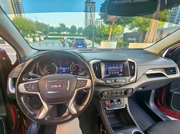 Car image 13