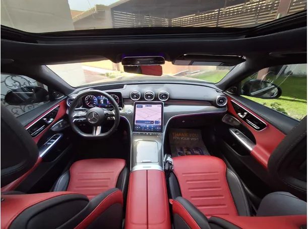 Car image 14
