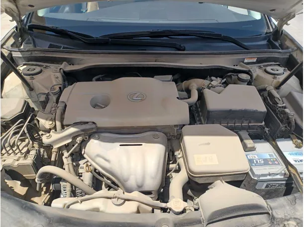 Car image 22