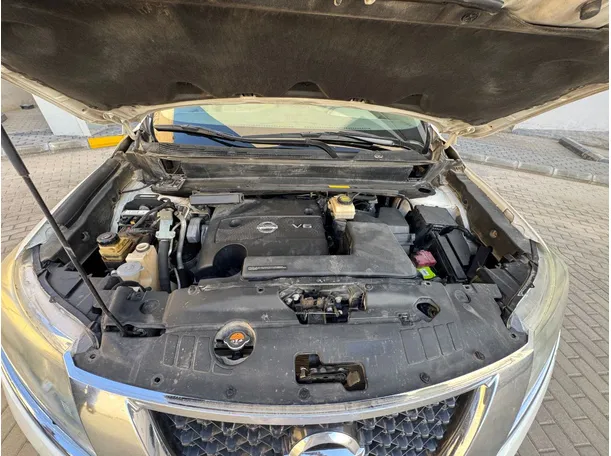 Car image 23