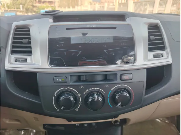 Car image 20