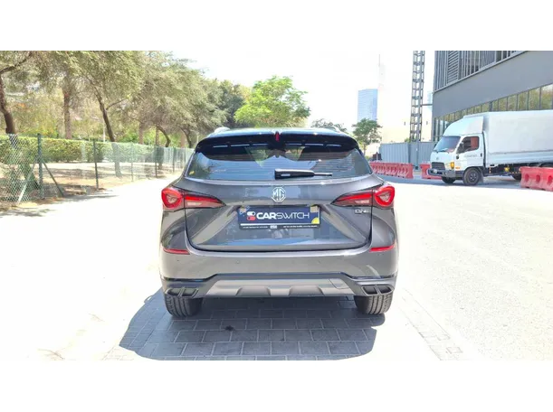 Car image 6