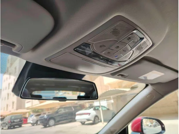 Car image 42
