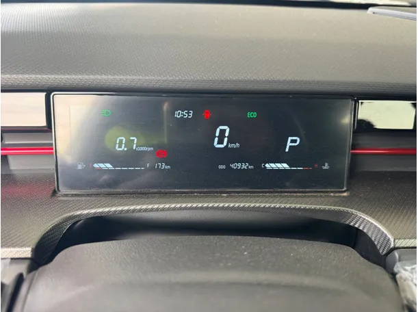 Car image 11