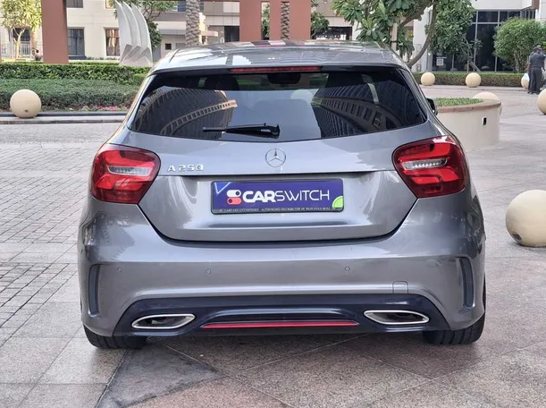Car image 6