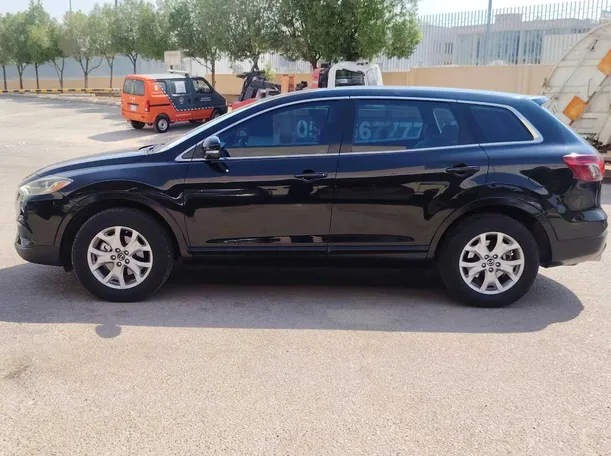 Car image 8