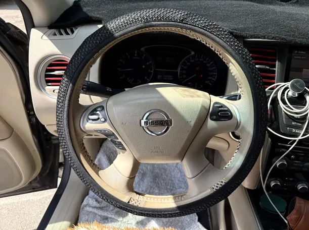 Car image 22