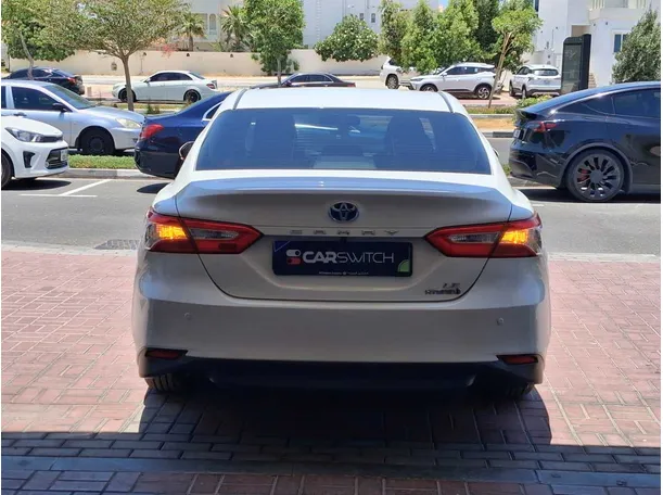 Car image 6