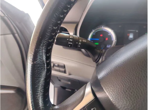 Car image 28