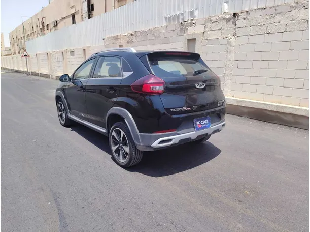 Car image 7