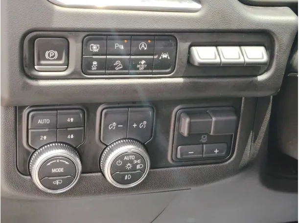 Car image 39