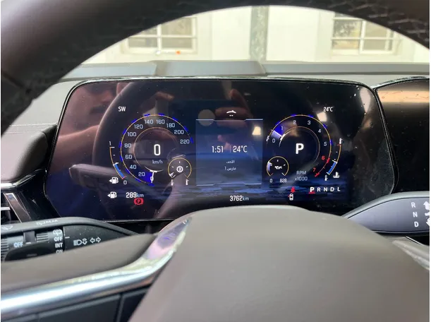 Car image 19
