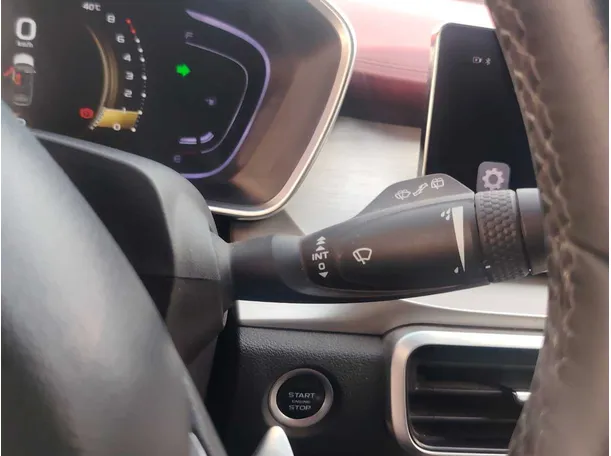 Car image 36