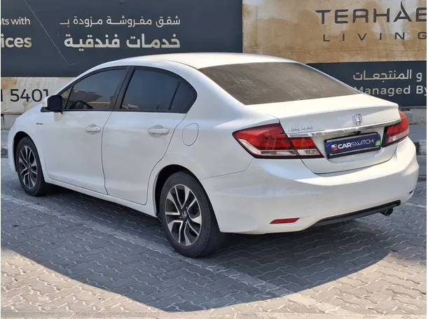 Car image 5