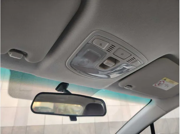Car image 38