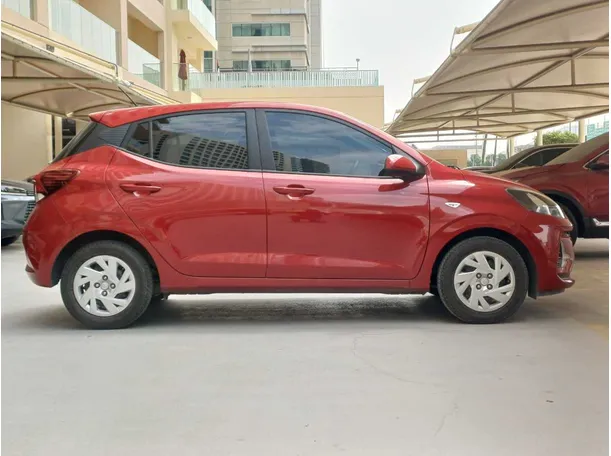 Car image 8
