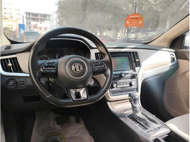Car image 29