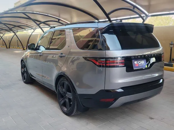 Car image 7