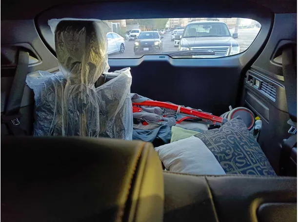 Car image 39