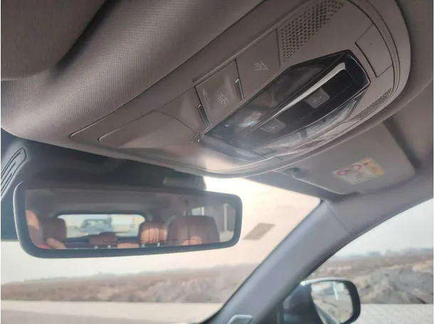 Car image 31