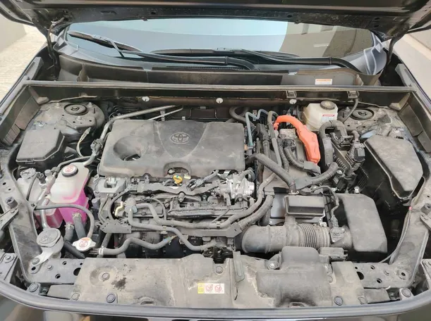 Car image 48