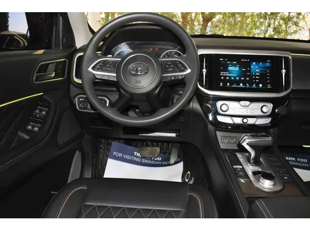 Car image 7