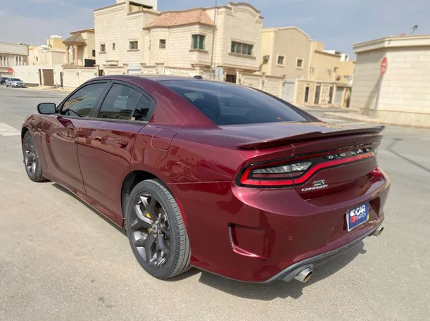 Car image 7