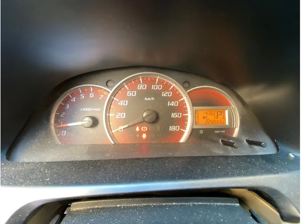 Car image 16
