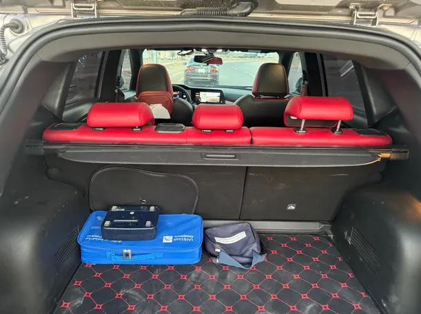 Car image 24