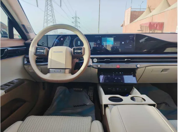Car image 20