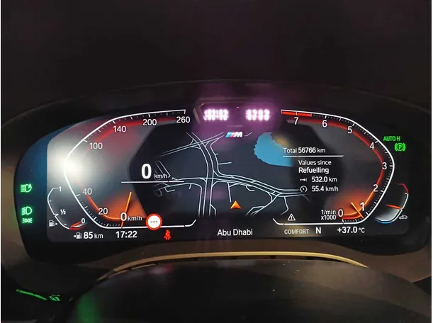 Car image 26