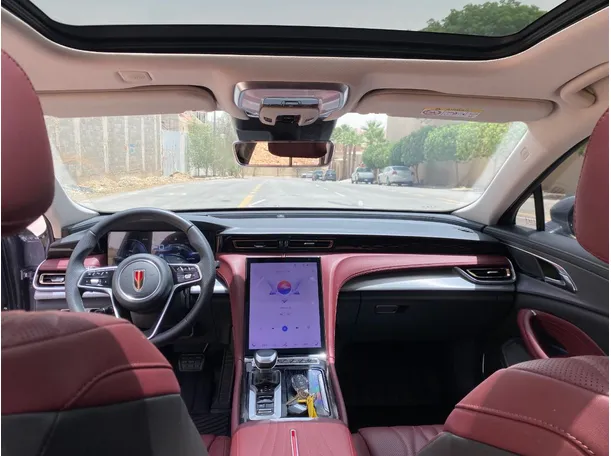 Car image 15