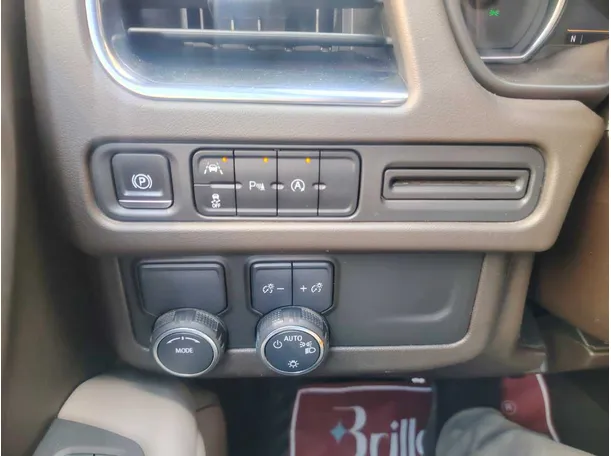 Car image 33