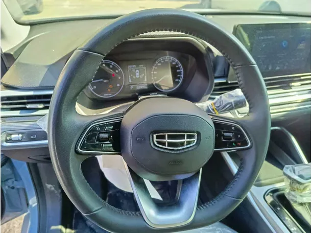 Car image 22