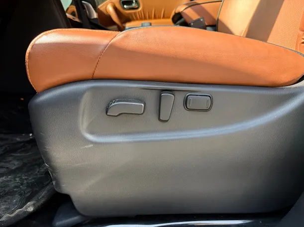 Car image 31
