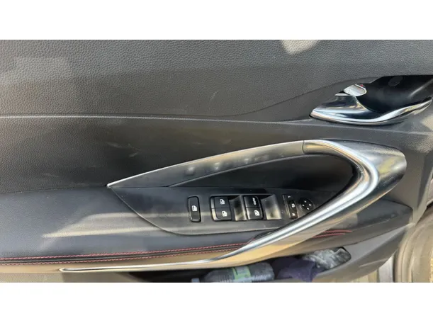 Car image 24
