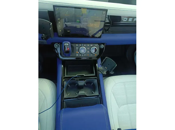Car image 23