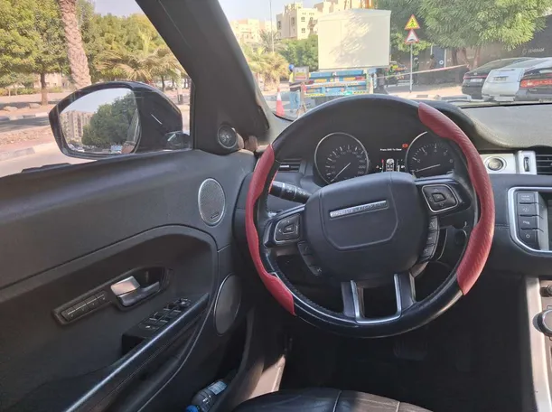 Car image 16