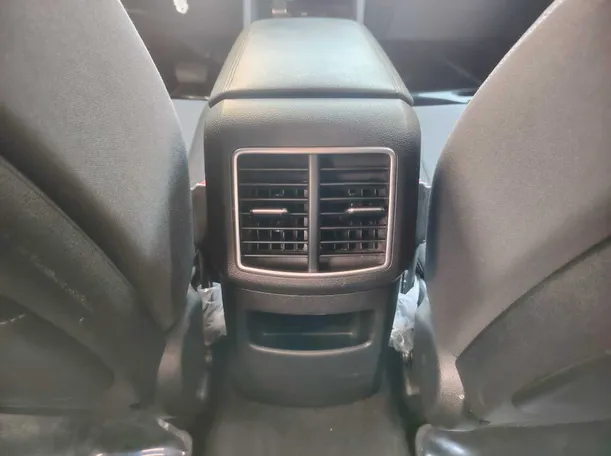 Car image 42