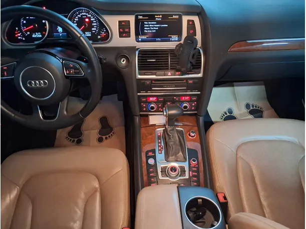 Car image 21