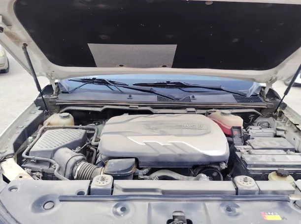 Car image 24