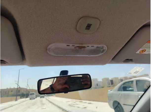 Car image 28